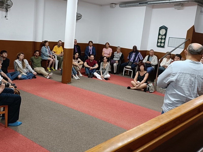 Visita a la mesquita Tariq Bin Ziyad del Raval durant La Nit de les Religions.